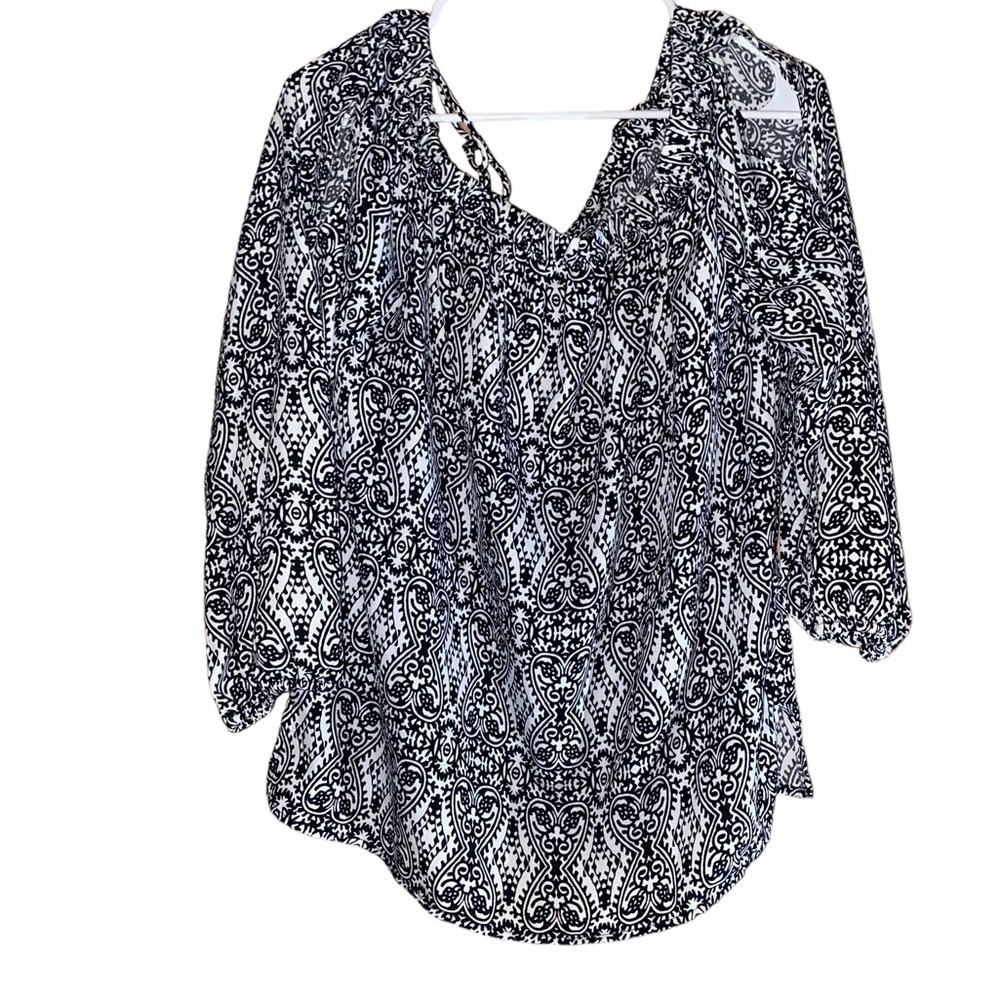 Pleione Off Shoulders Shirt